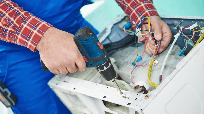 Gaziosmanpaşa Hisense Hisense çamaşır makinesi kart tamiri – Su almama arızası orijinal parça ile giderildi. - Teknik servis örneği